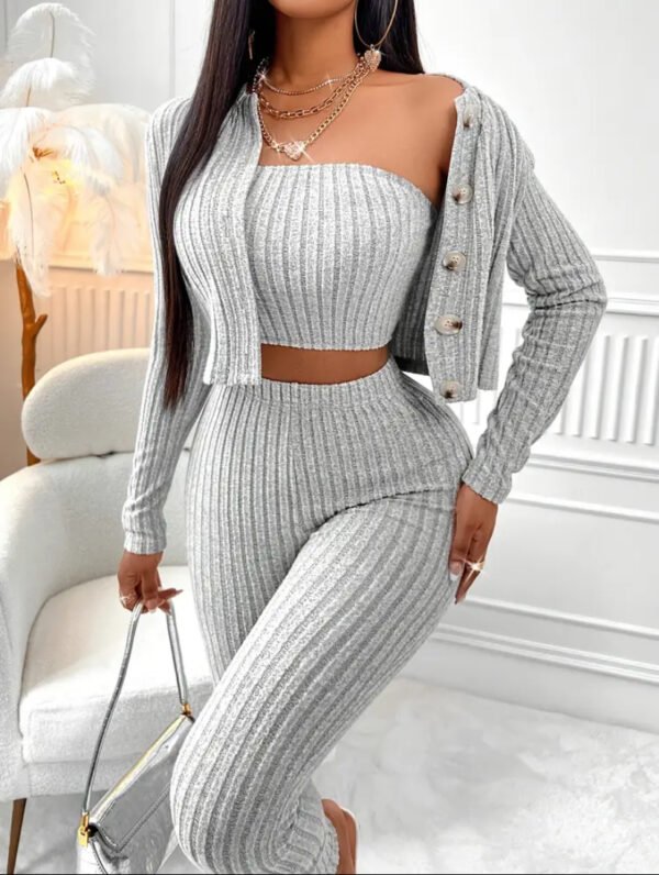 Simple Three Piece Set