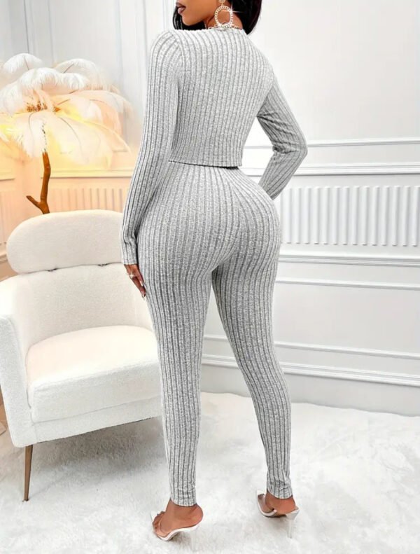 Simple Three Piece Set - Image 2