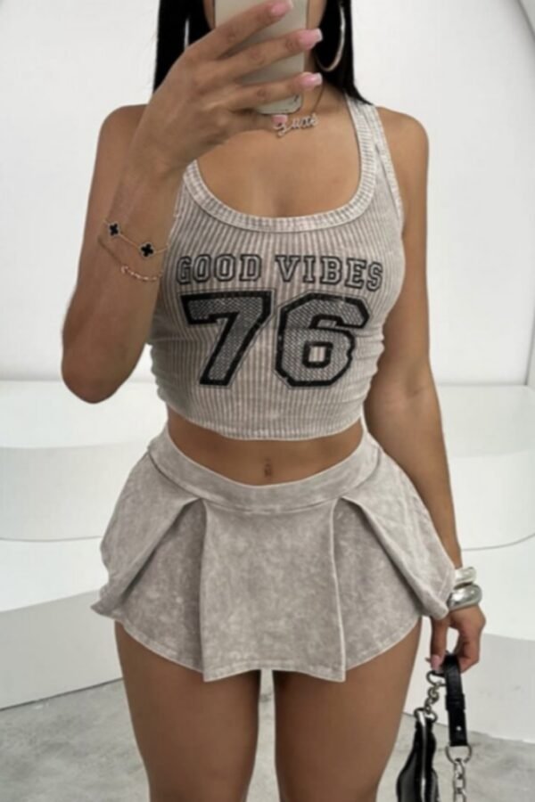 76 Two Piece Set